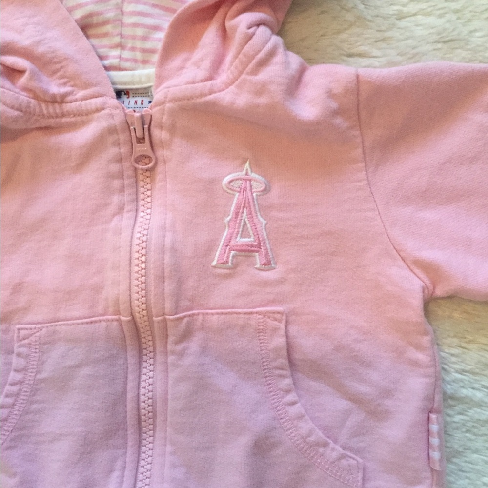 Angels pink jacket - Picture 4 of 5